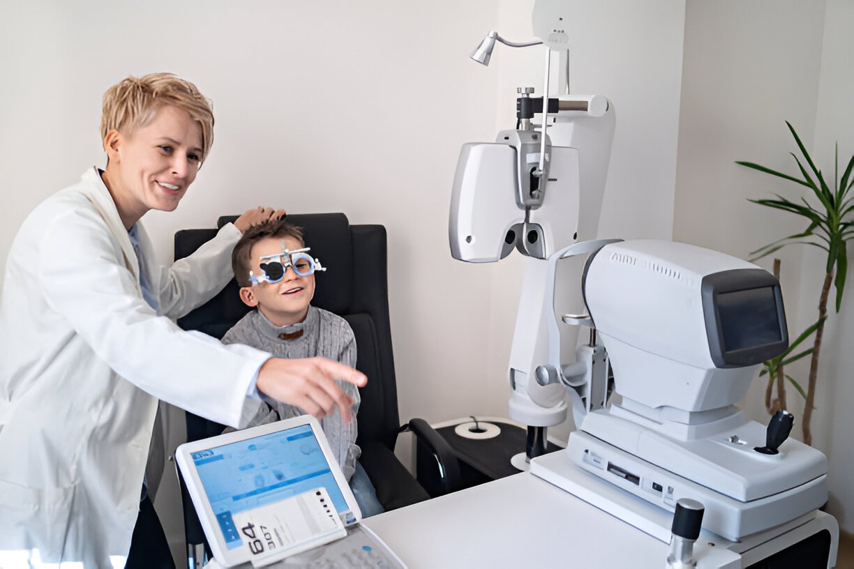 Experience Quality Eye Care with Dr. Lavalle in Chicago IL