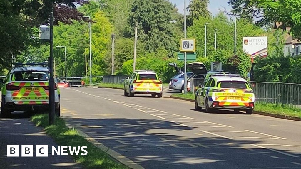 bomb threat myton school warwick