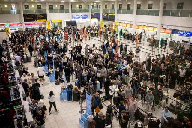 Why being gatwick heathrow flights cancel Today?